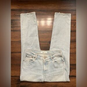 ABERCROMBIE AND FITCH WOMENS 90S JEANS